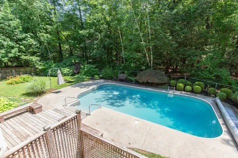 46 Cleveland Hill Road Brookline NH 03033