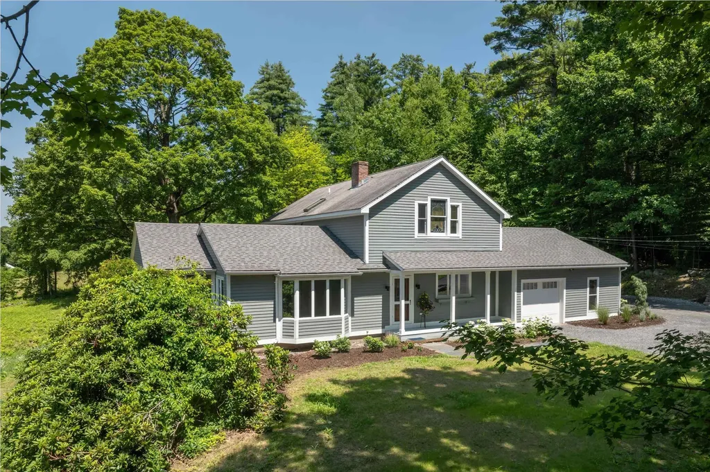 69 High Street Walpole NH 03608