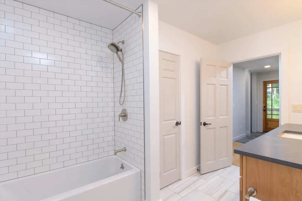 69 High Street Walpole NH 03608