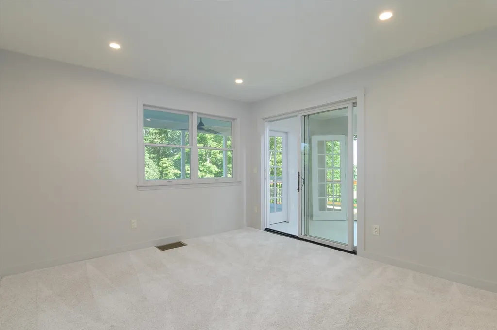 69 High Street Walpole NH 03608