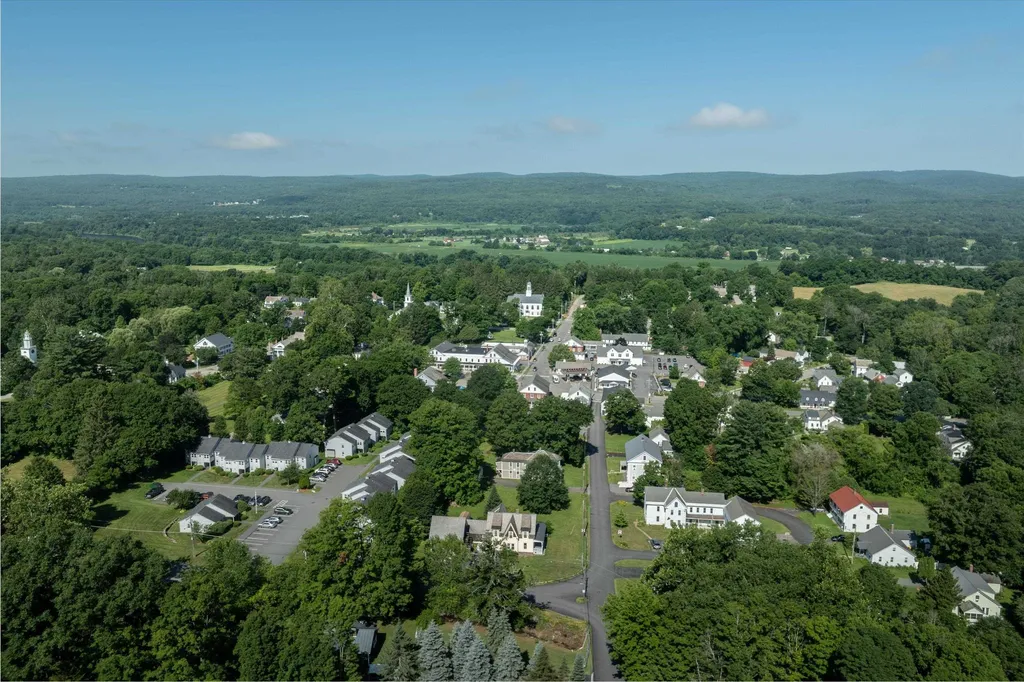 69 High Street Walpole NH 03608