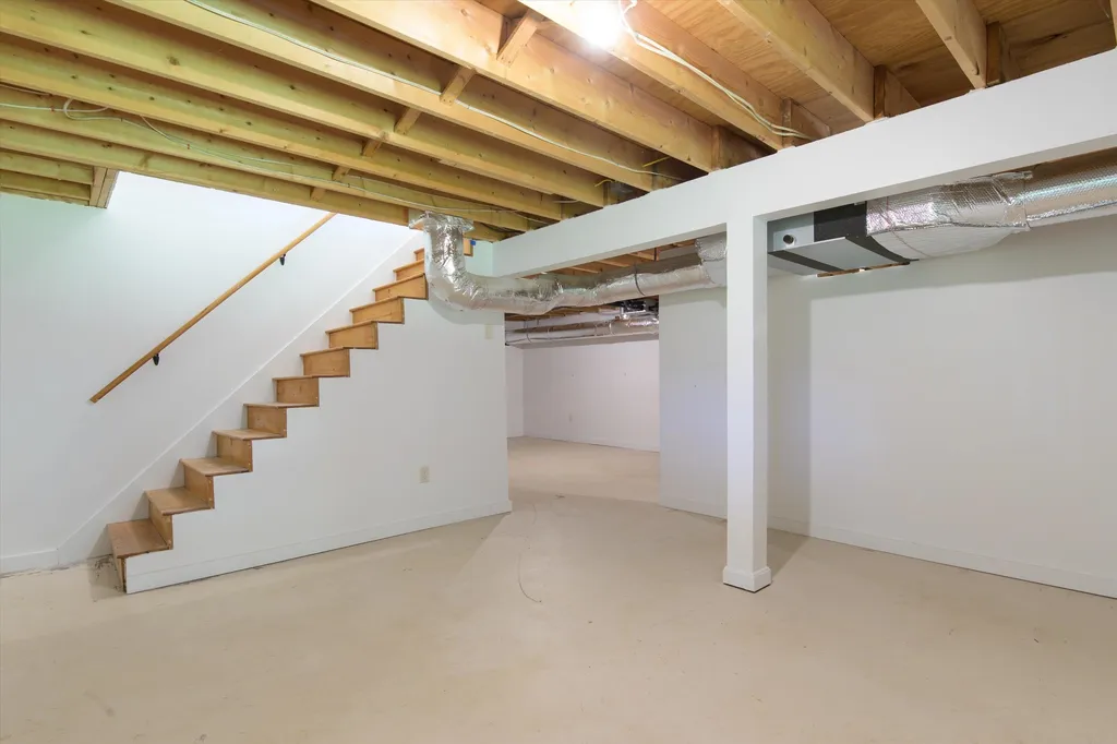 69 High Street Walpole NH 03608