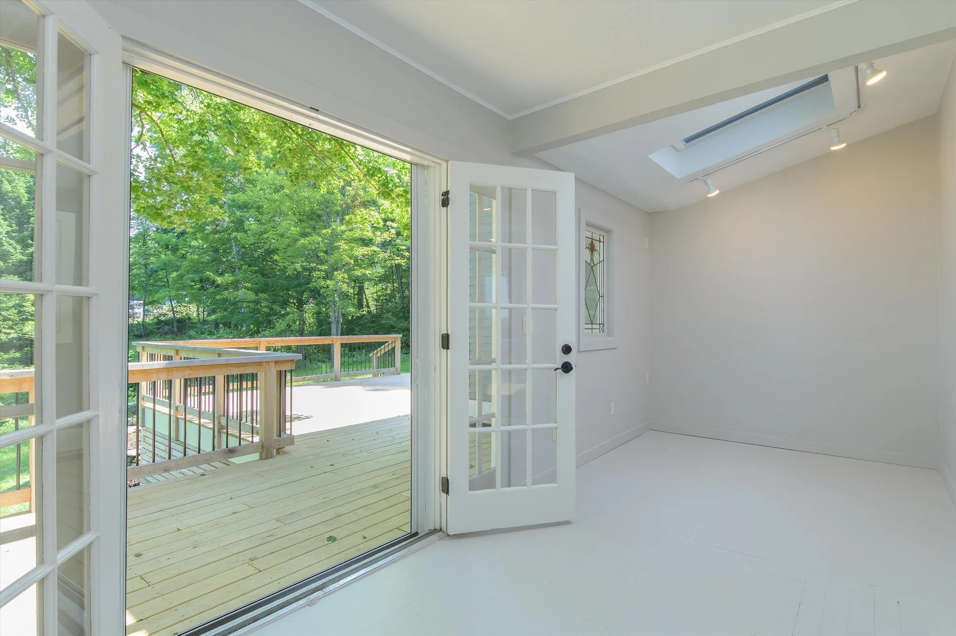 69 High Street Walpole NH 03608