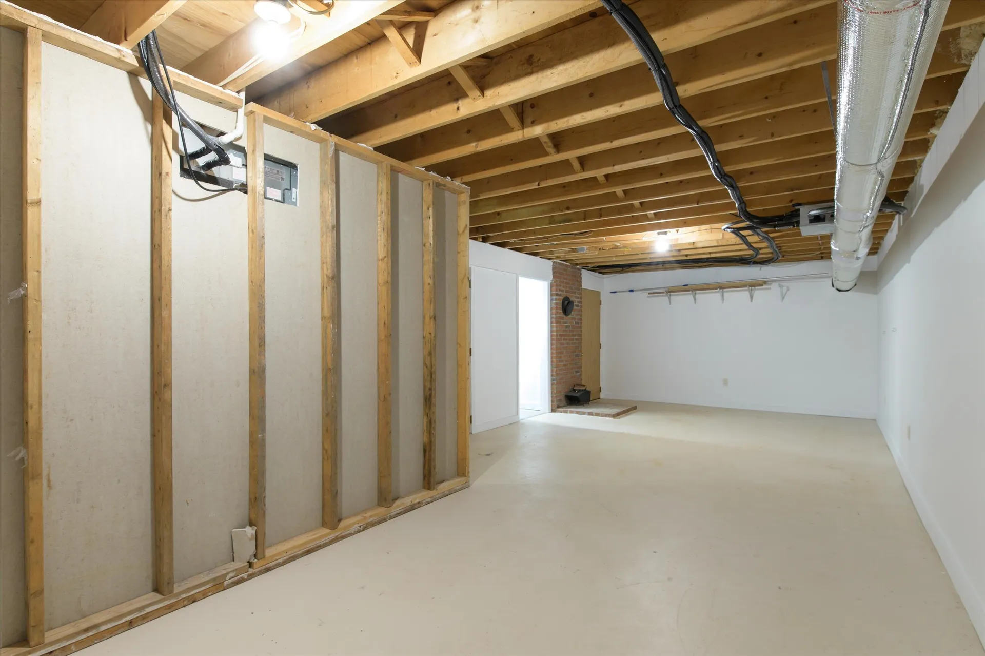 69 High Street Walpole NH 03608
