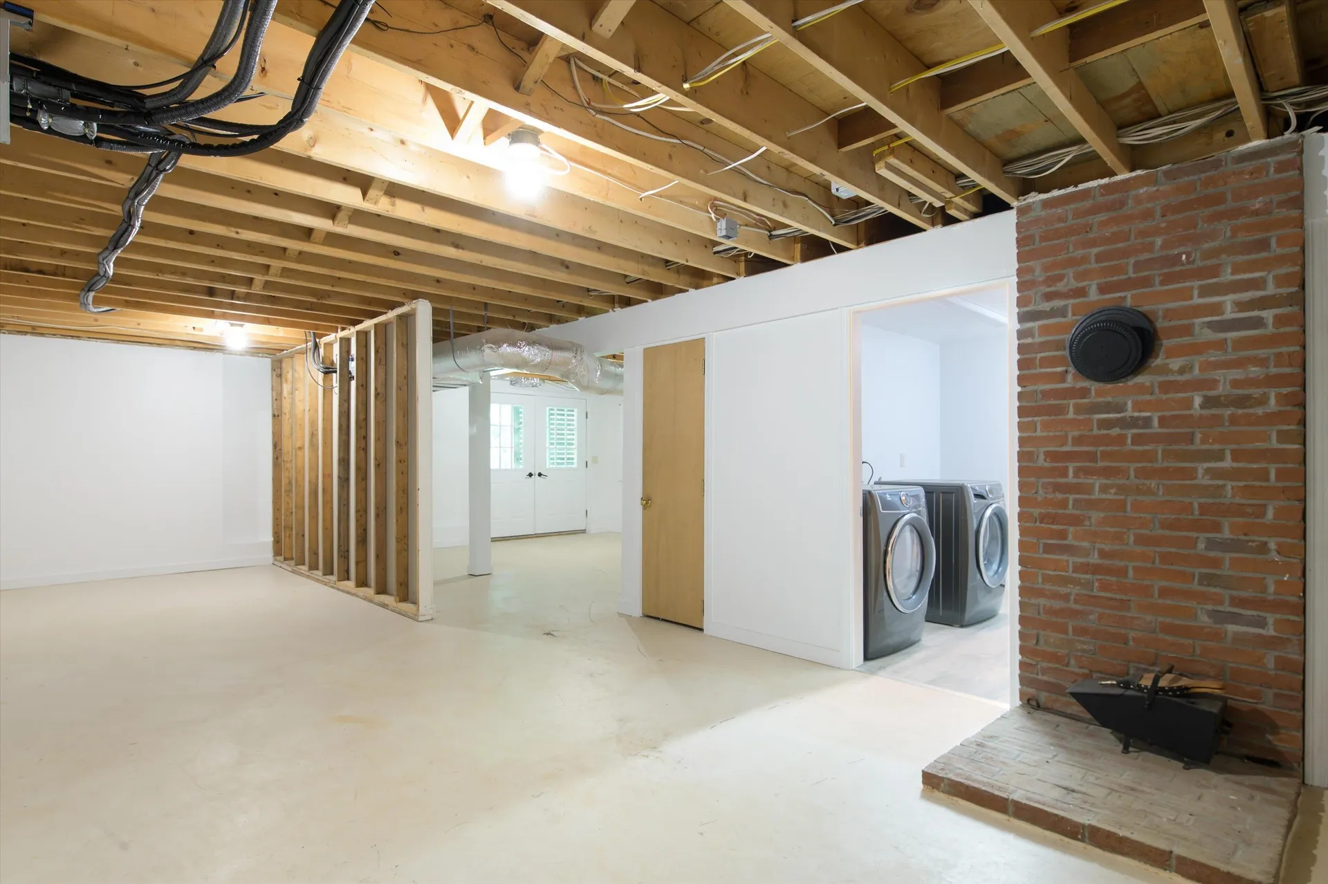 69 High Street Walpole NH 03608