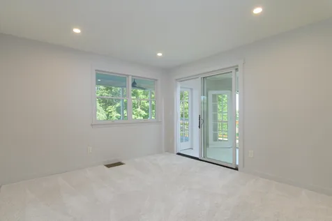 69 High Street Walpole NH 03608