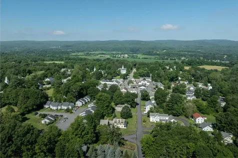 69 High Street Walpole NH 03608