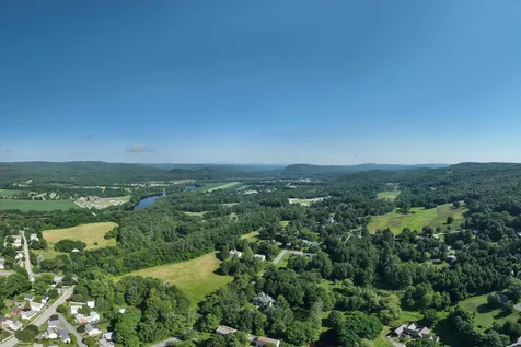 69 High Street Walpole NH 03608