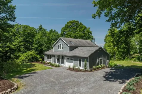 69 High Street Walpole NH 03608