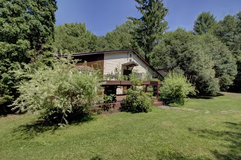 1160 Blockhouse Point Road North Hero VT 05474