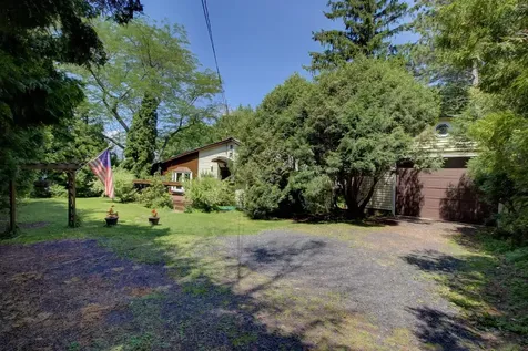 1160 Blockhouse Point Road North Hero VT 05474