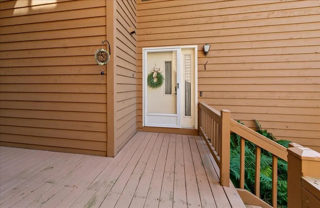 53 Clement Court Haverhill MA 01832