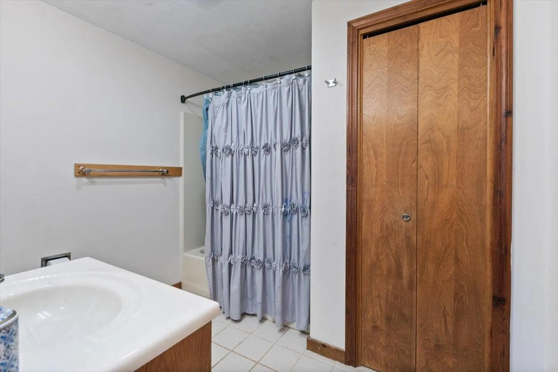 53 Clement Court Haverhill MA 01832