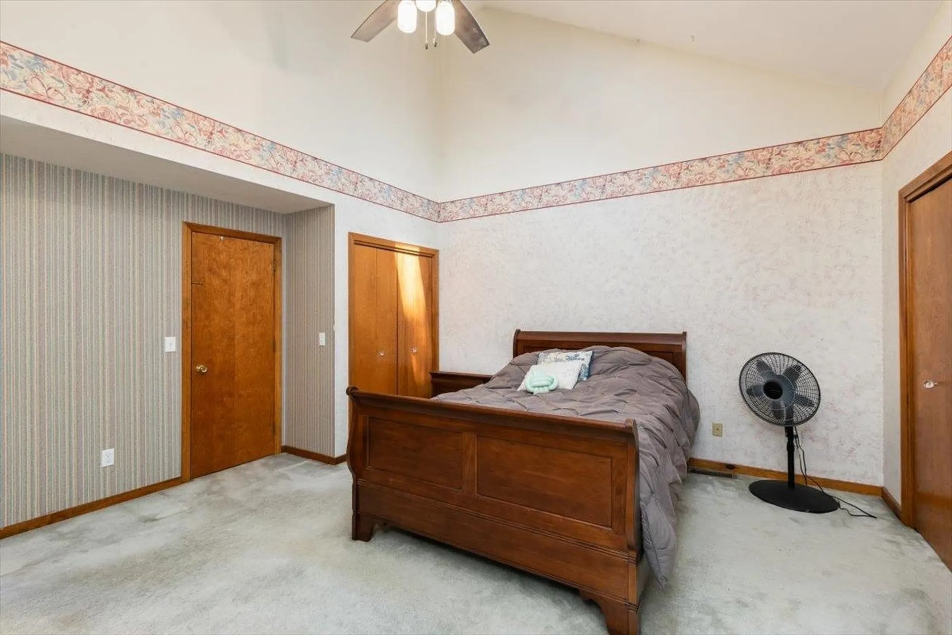 53 Clement Court Haverhill MA 01832