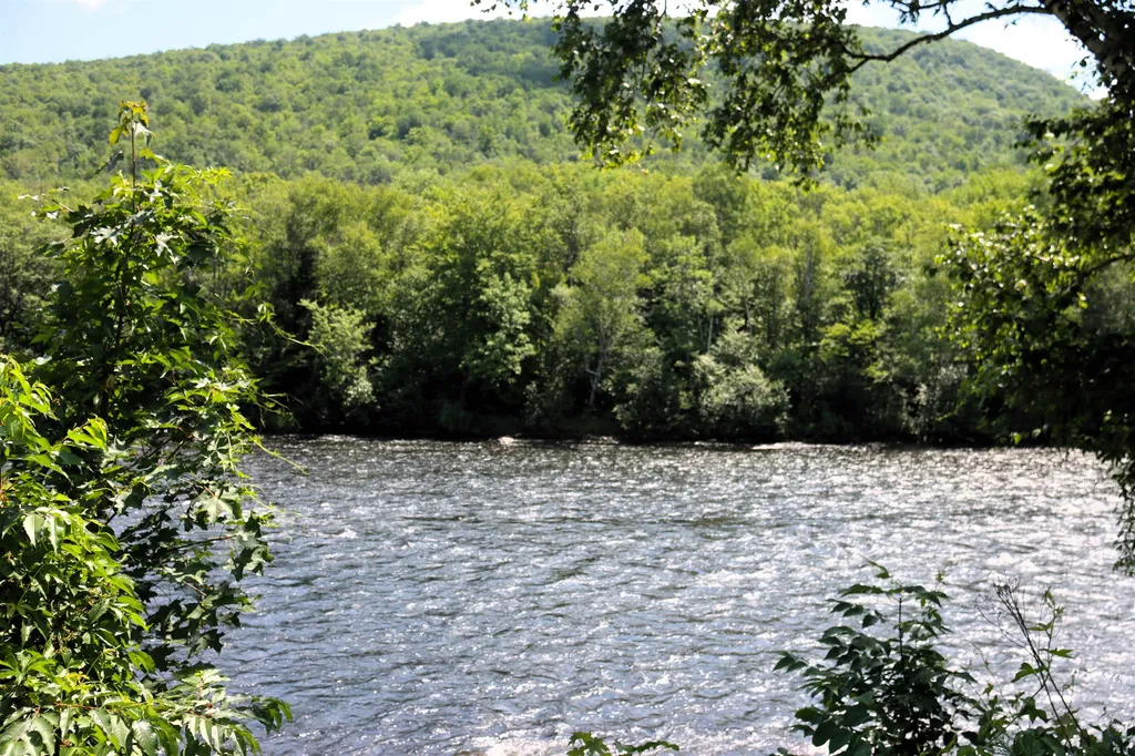 6 Cascade Flats Gorham NH 03581