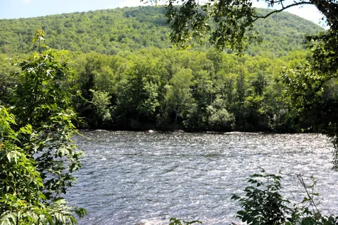 6 Cascade Flats Gorham NH 03581