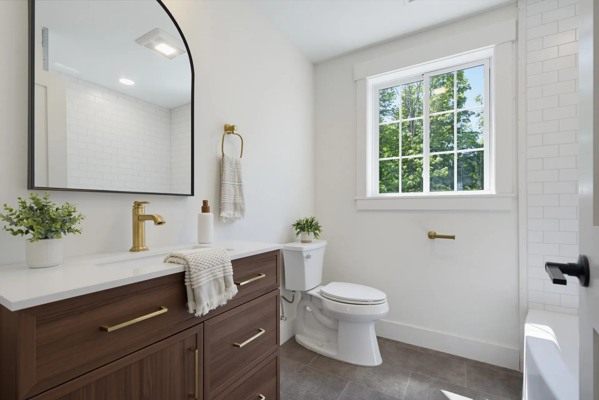 21 Upper Ladd Hill Road Meredith NH 03253