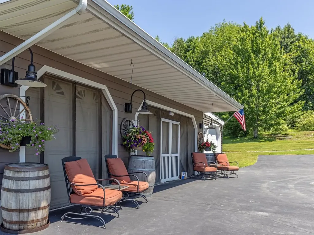 4 Sleepy Hollow Road Essex VT 05452