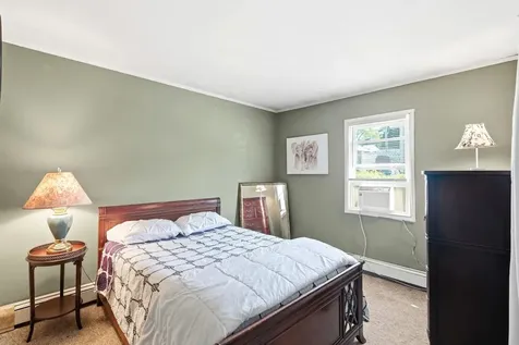 194 Melrose Street Manchester NH 03109