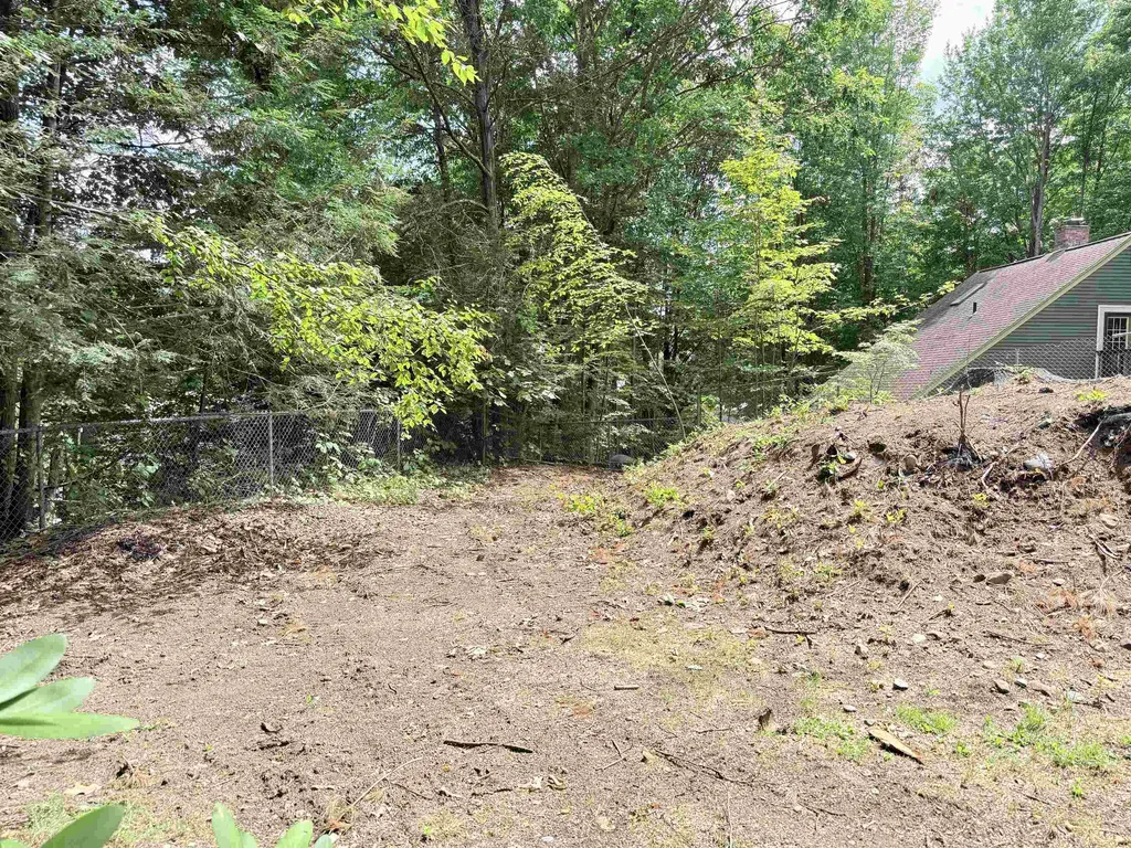 117 * Fuller Drive Brattleboro VT 05301