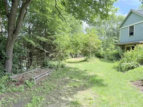 117 * Fuller Drive Brattleboro VT 05301