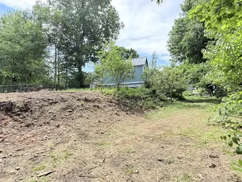 117 * Fuller Drive Brattleboro VT 05301