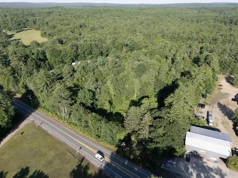 3 Chester Road Raymond NH 03077