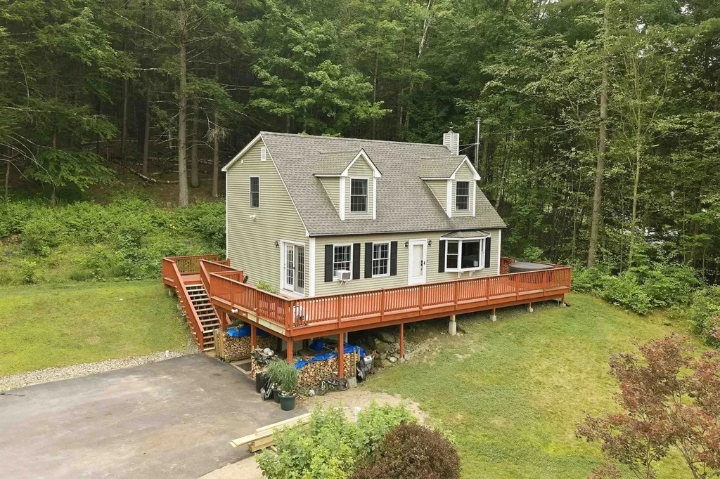 108 Hutchins Road Chesterfield NH 03466