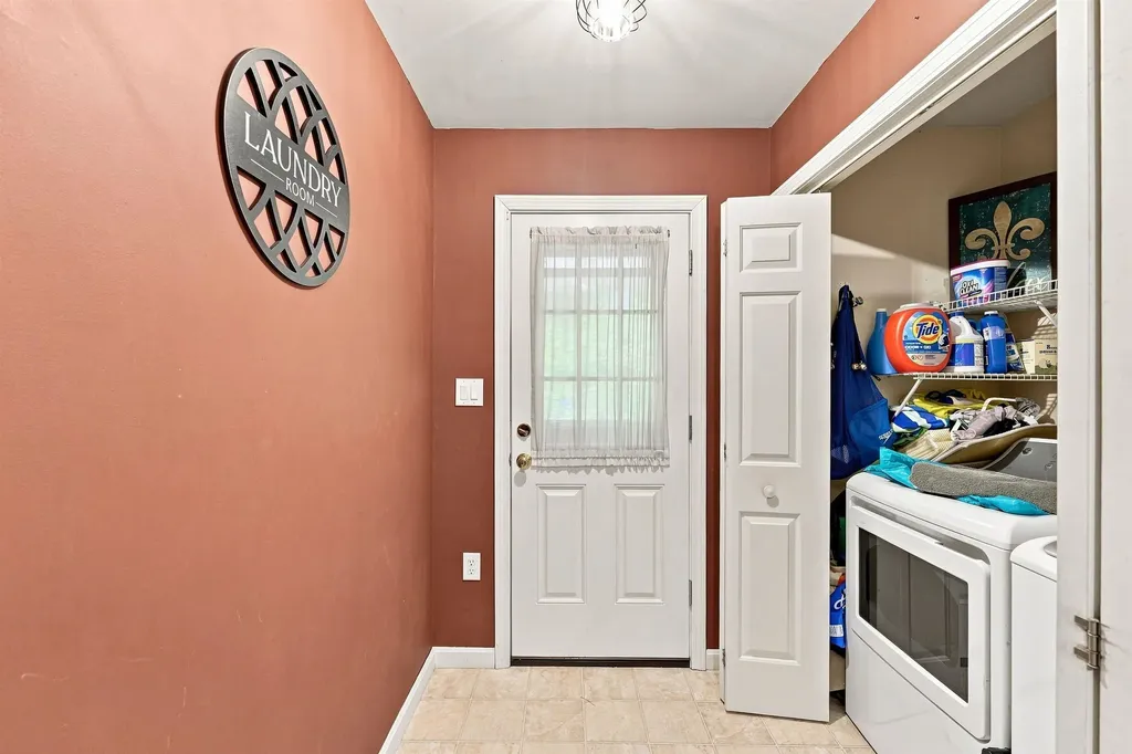 108 Hutchins Road Chesterfield NH 03466