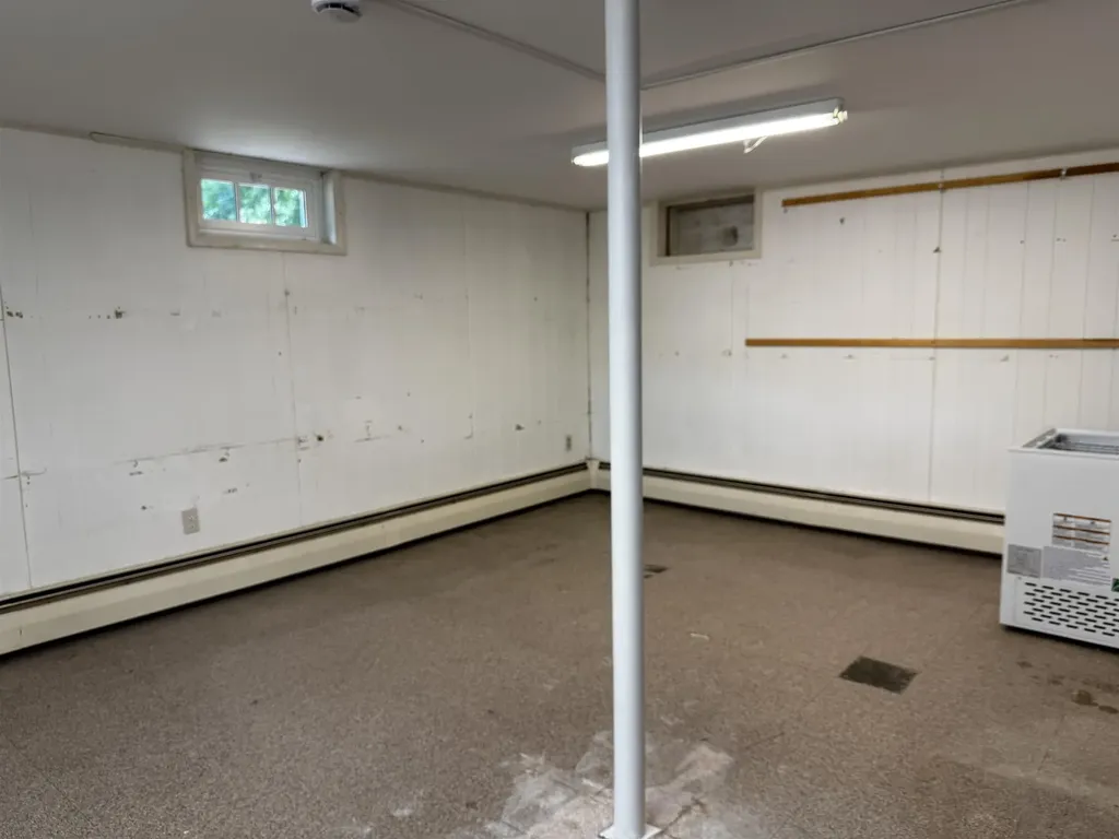 4 Wayne Avenue Claremont NH 03743