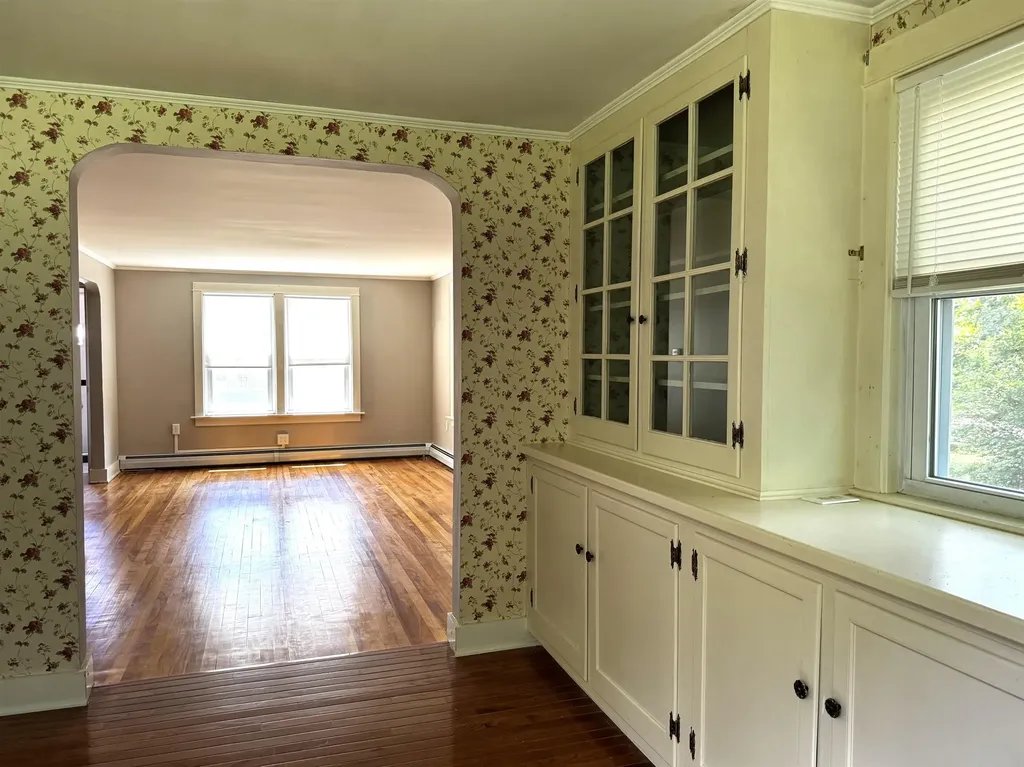 4 Wayne Avenue Claremont NH 03743