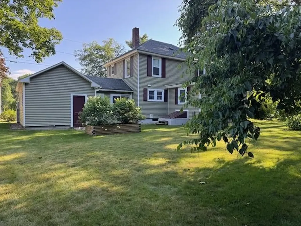 4 Wayne Avenue Claremont NH 03743