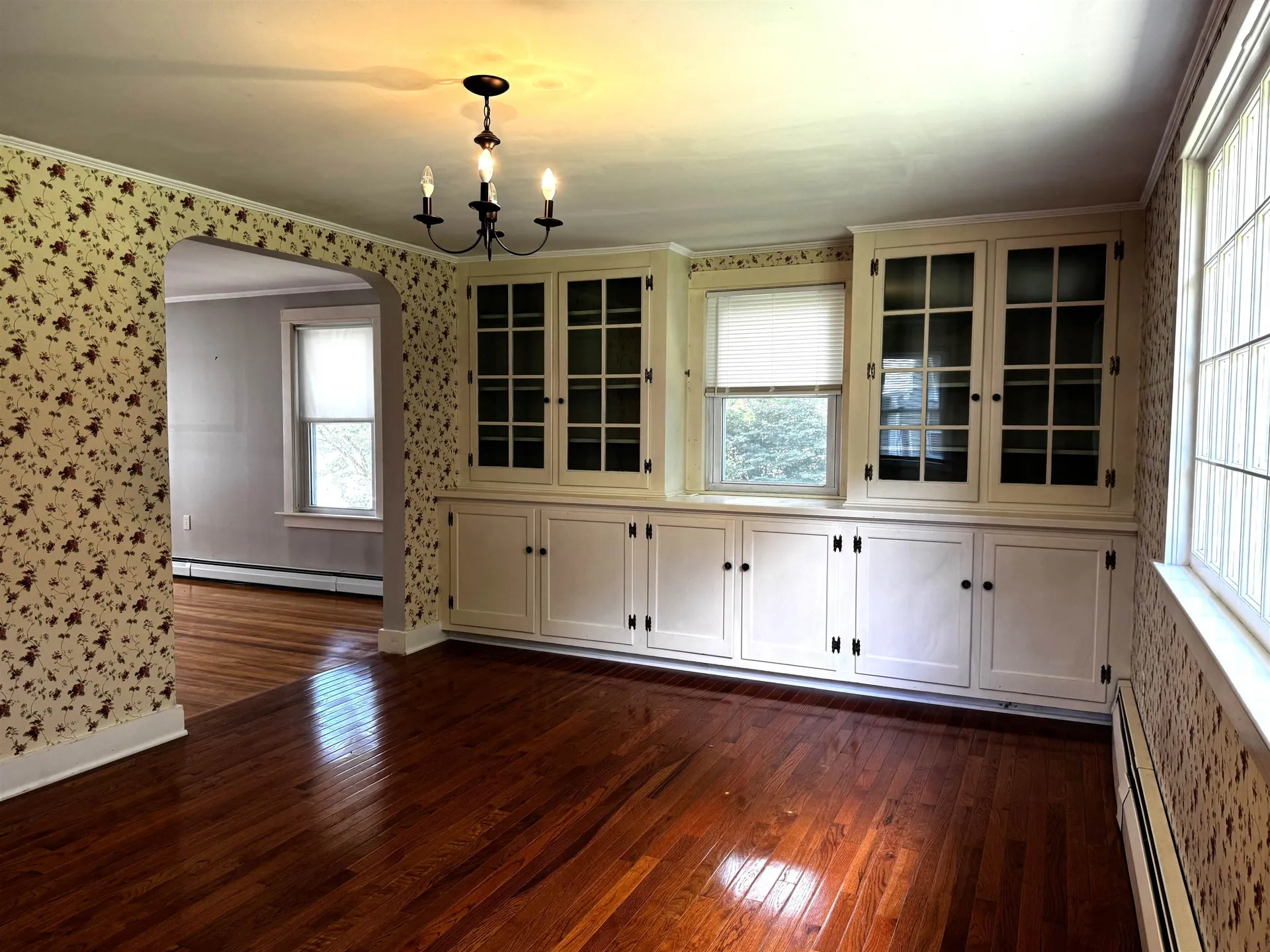 4 Wayne Avenue Claremont NH 03743