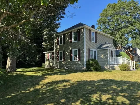 4 Wayne Avenue Claremont NH 03743