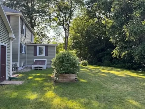 4 Wayne Avenue Claremont NH 03743