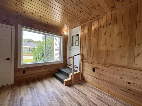 4 Wayne Avenue Claremont NH 03743
