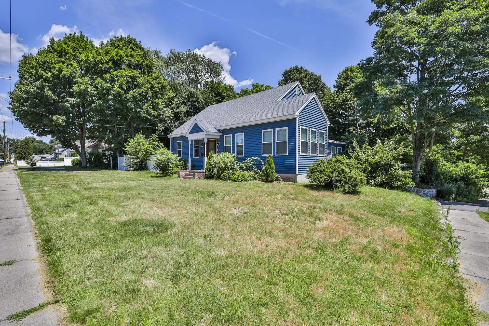 151 Tolles Street Nashua NH 03064