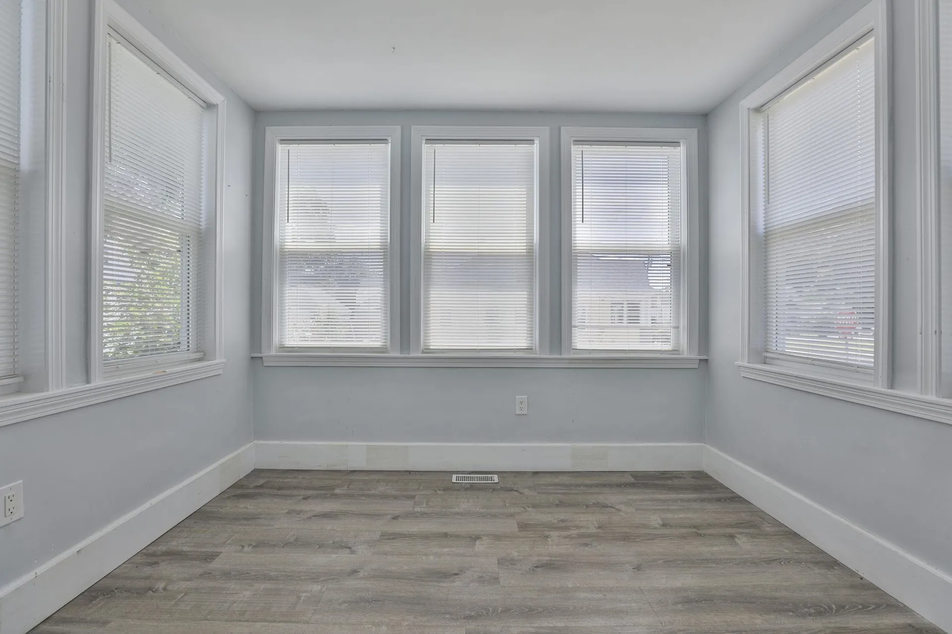 151 Tolles Street Nashua NH 03064