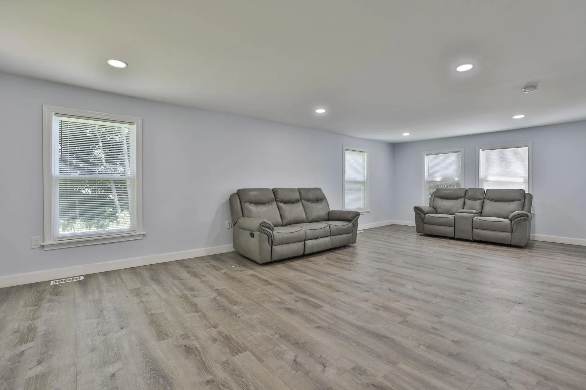 151 Tolles Street Nashua NH 03064