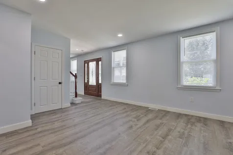 151 Tolles Street Nashua NH 03064