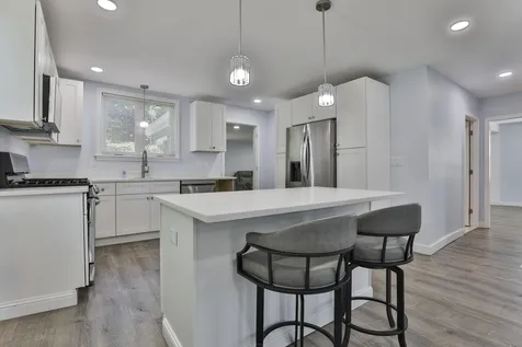 151 Tolles Street Nashua NH 03064