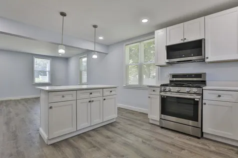 151 Tolles Street Nashua NH 03064