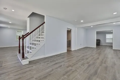 151 Tolles Street Nashua NH 03064