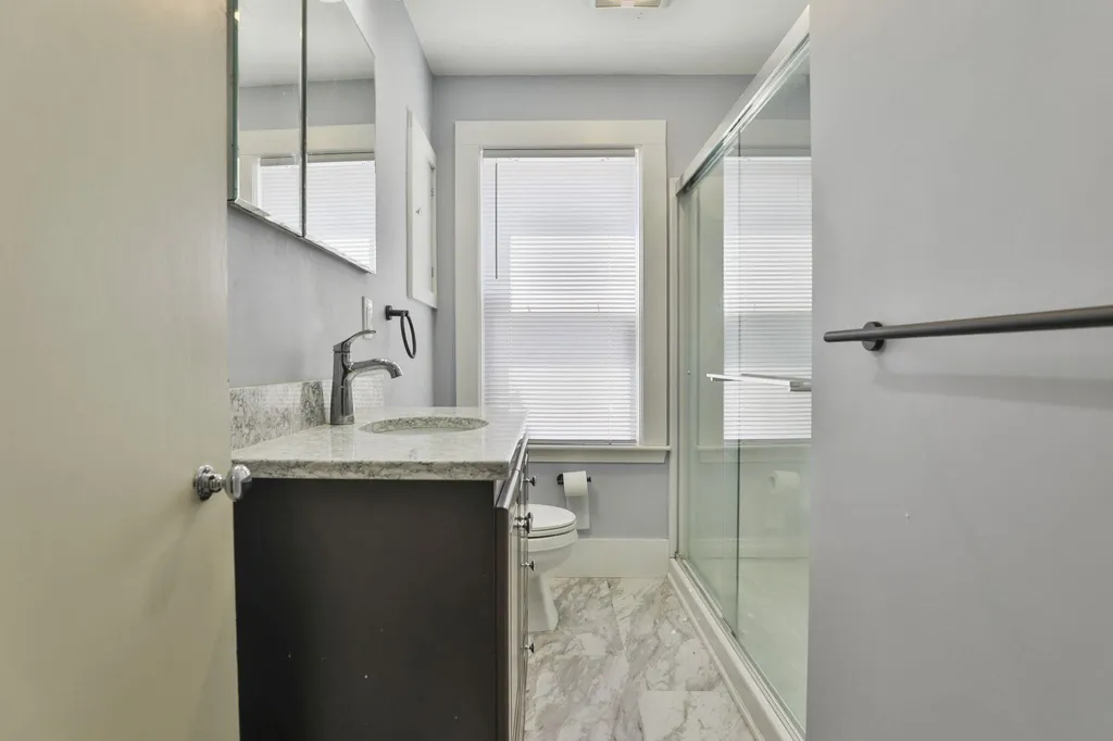 1 Oak Street Nashua NH 03060