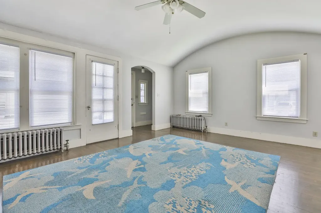 1 Oak Street Nashua NH 03060