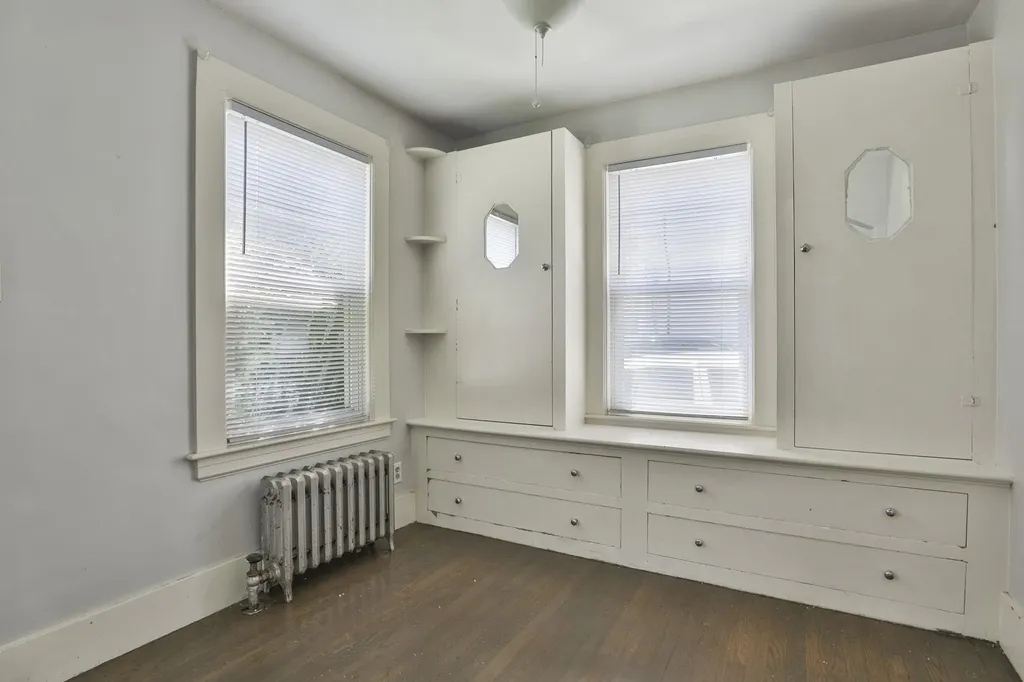 1 Oak Street Nashua NH 03060