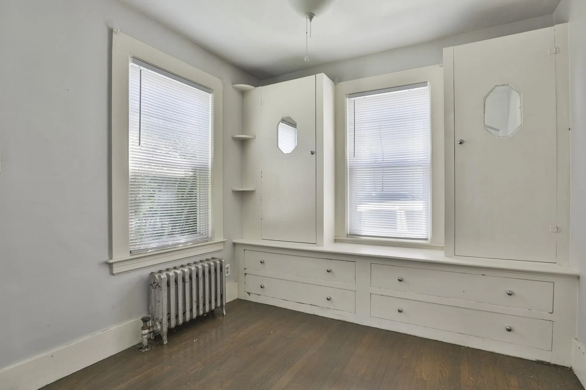 1 Oak Street Nashua NH 03060