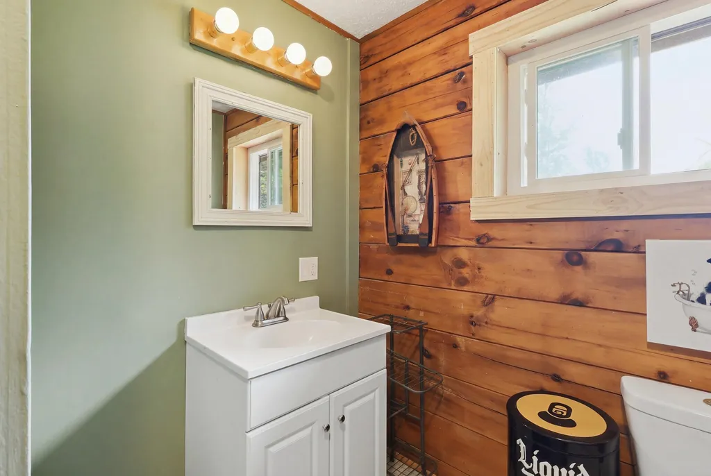 502 Hornetown Road Farmington NH 03835