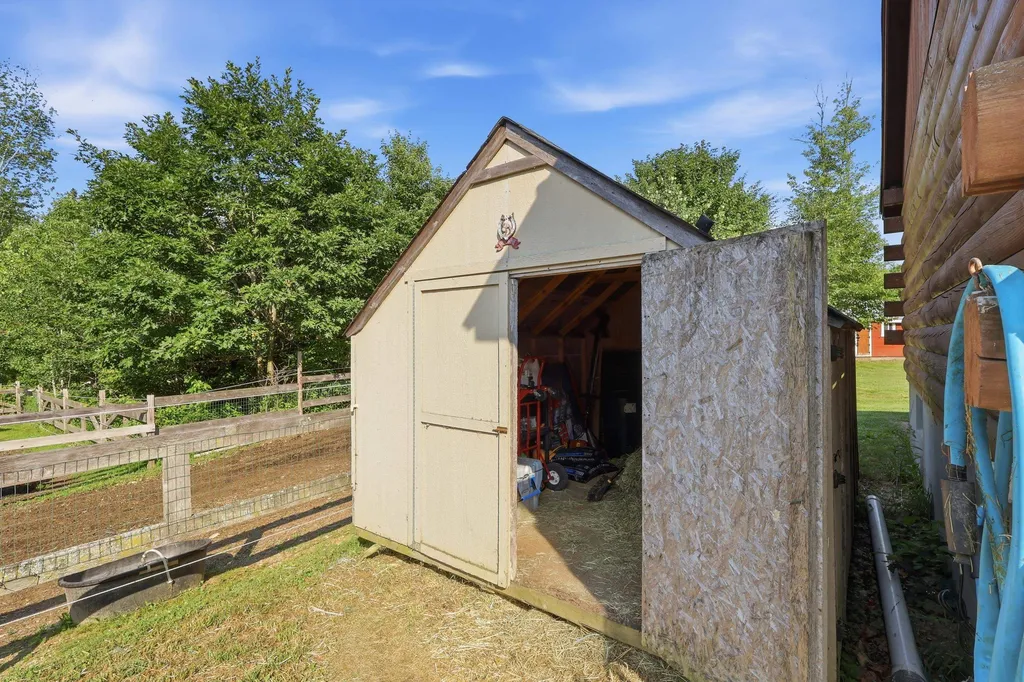 502 Hornetown Road Farmington NH 03835