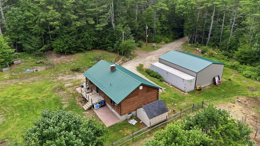 502 Hornetown Road Farmington NH 03835
